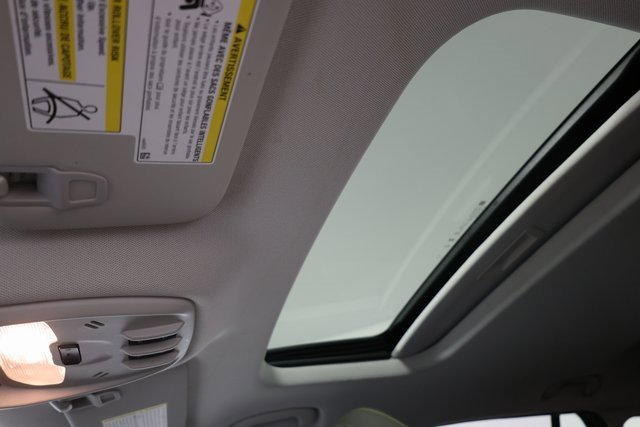 Used 2024 Chevrolet Trax ACTIV w/ Sunroof Package image 23