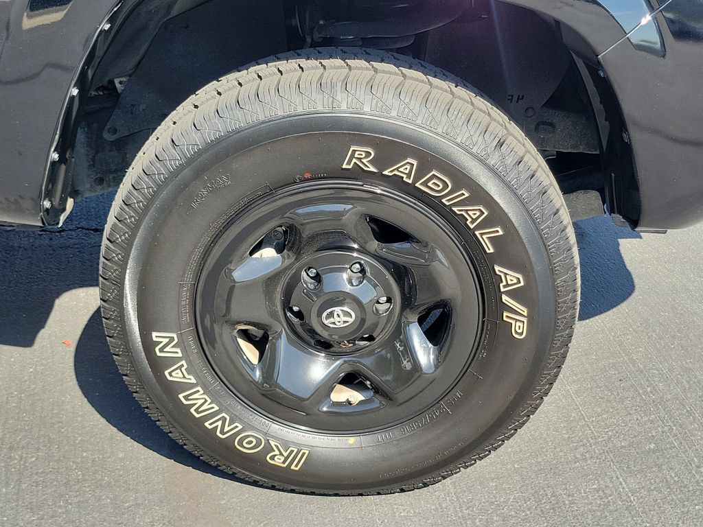 Used 2023 Toyota Tacoma SR RWD image 6