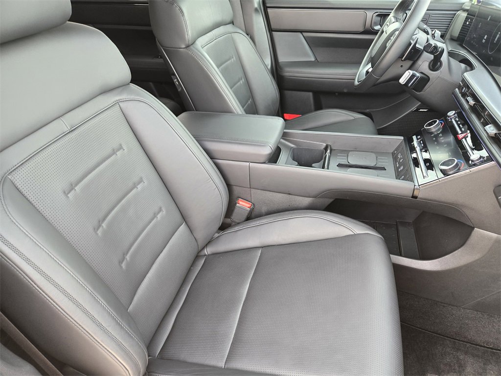 Used 2025 Hyundai Santa Fe Calligraphy image 49