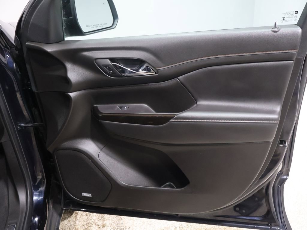 Used 2022 GMC Acadia AT4 w/ GMC Pro Grade Package image 24