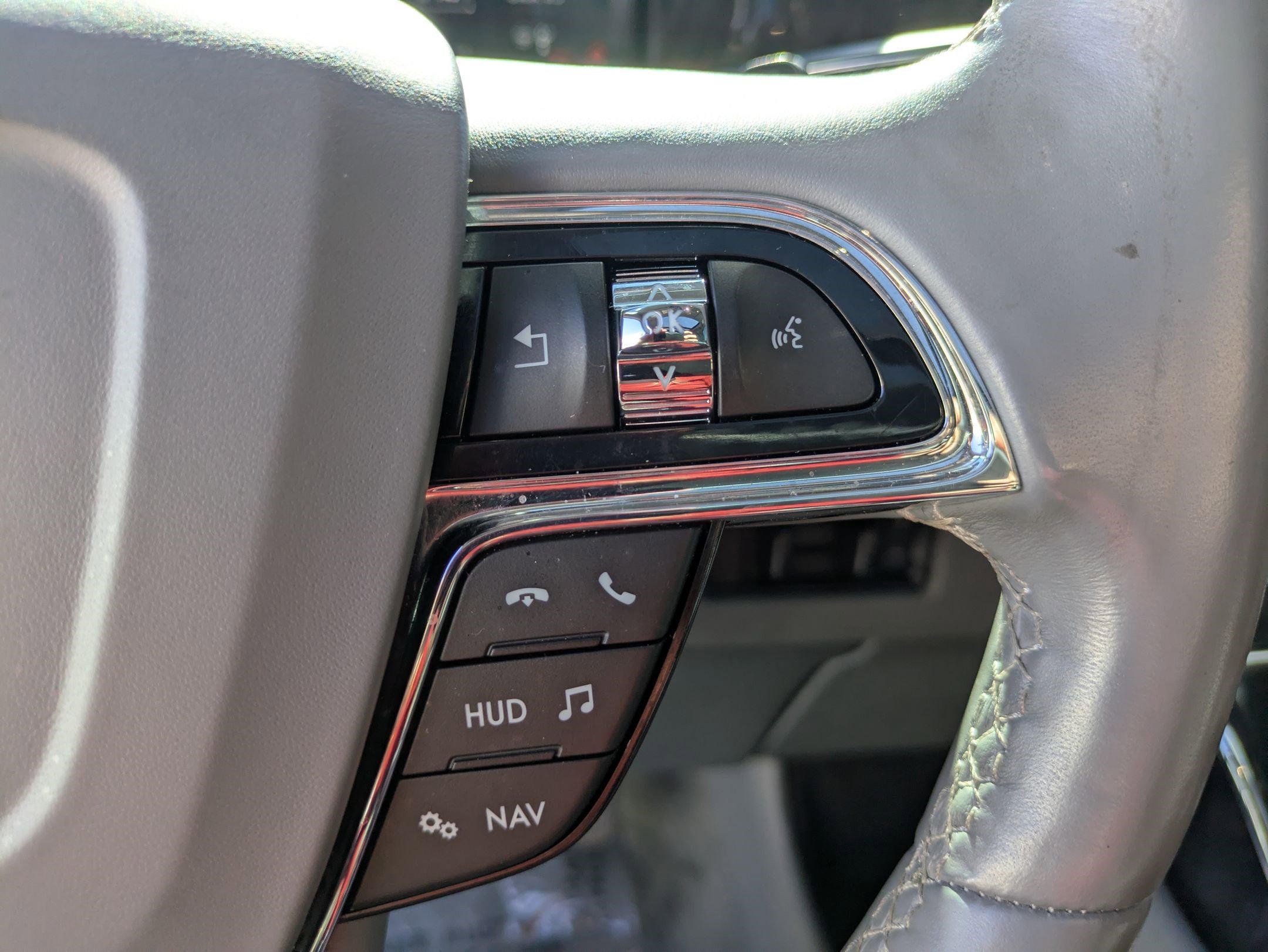 Used 2021 Lincoln Navigator Reserve image 19