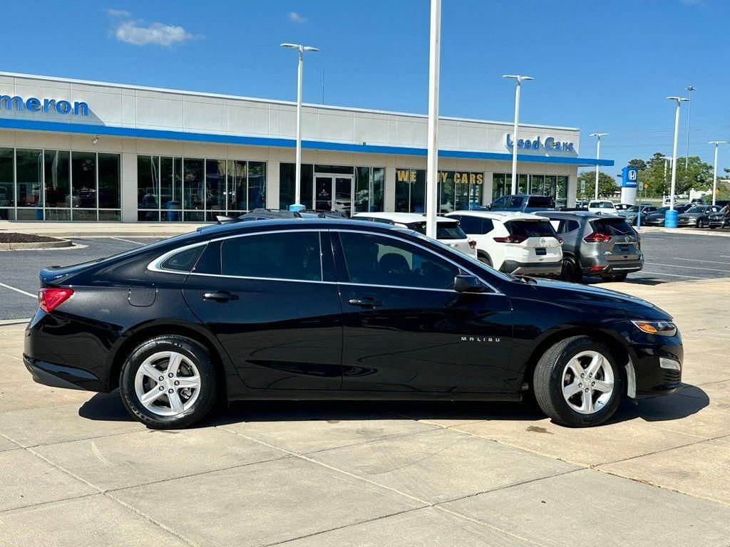 Used 2024 Chevrolet Malibu LS image 5