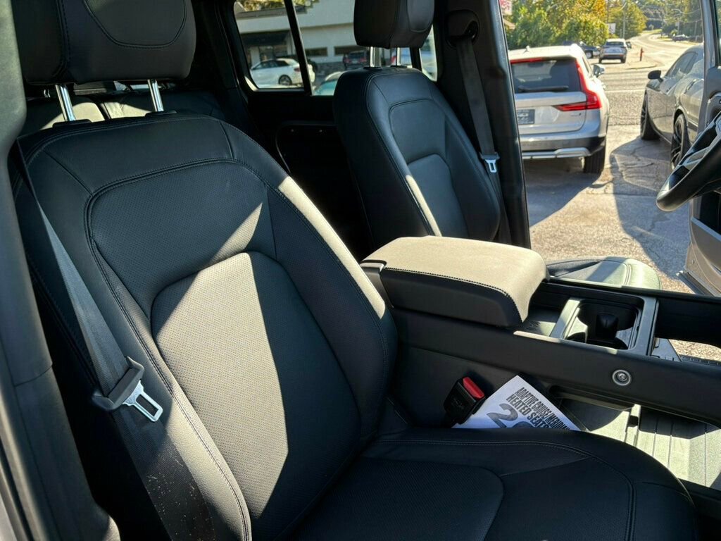 Used 2024 Land Rover Defender 110 S image 29