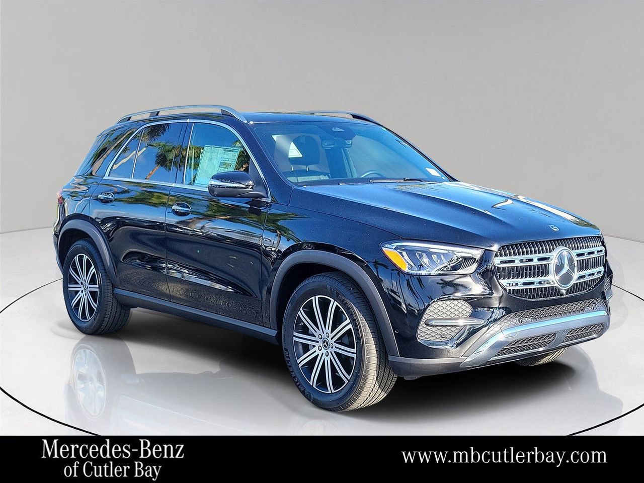 New 2025 Mercedes-Benz GLE 350 4MATIC image 1