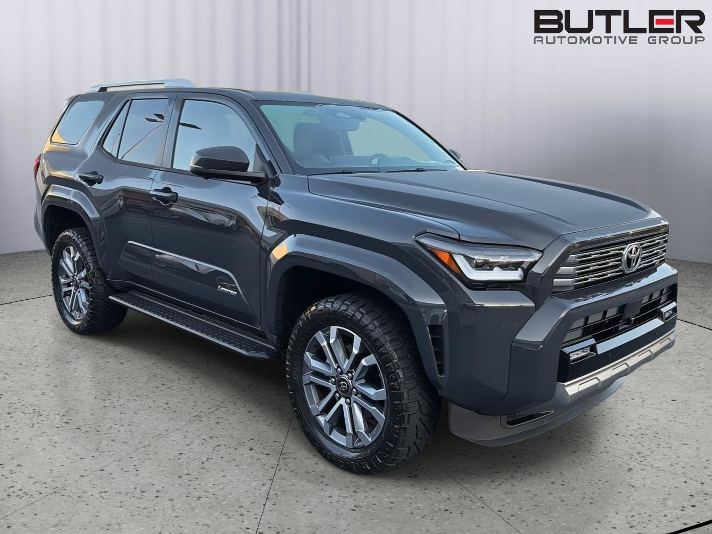 Used 2025 Toyota 4Runner Limited AWD/4WD image 8
