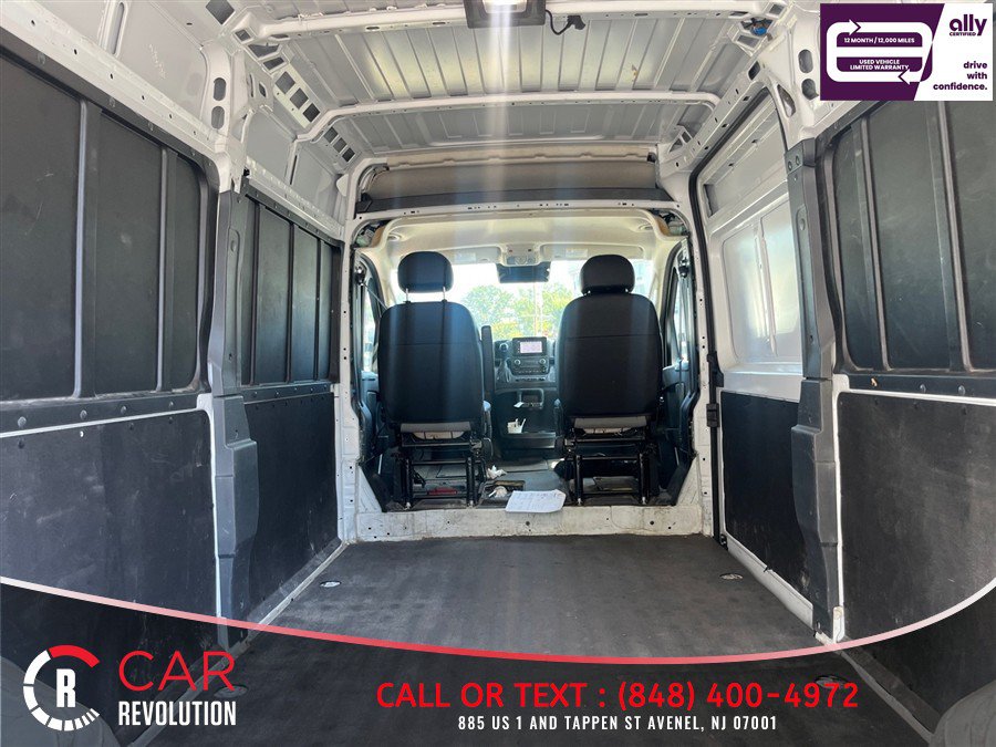 Used 2025 RAM ProMaster 2500 w/ Convenience Group FWD image 9