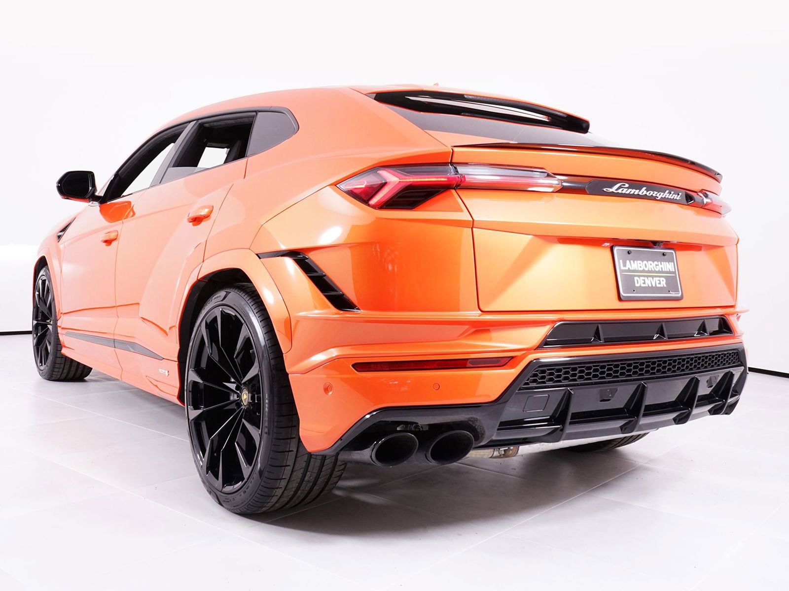 Used 2024 Lamborghini Urus S AWD/4WD image 20