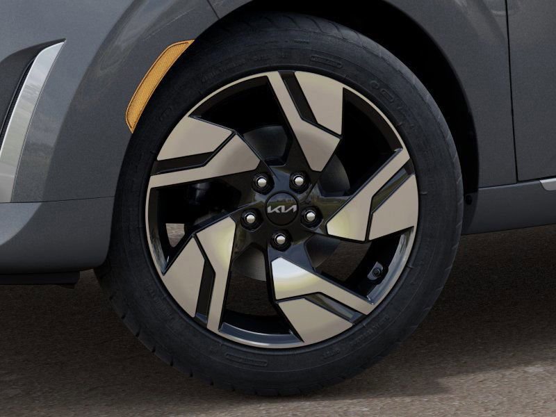 Certified 2025 Kia Soul GT-Line image 9