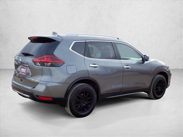 Used 2019 Nissan Rogue SV image 4