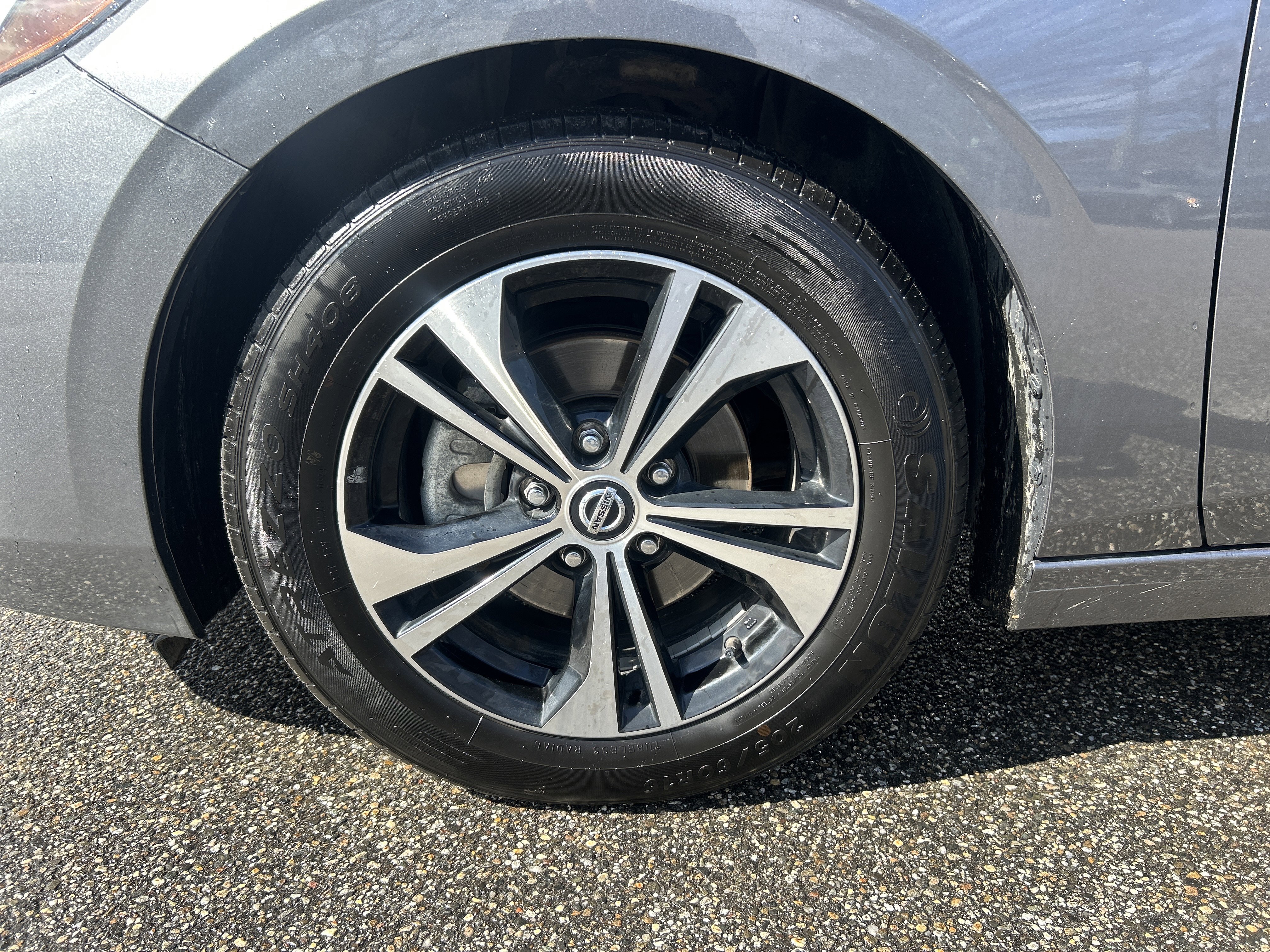 Used 2023 Nissan Sentra SV FWD image 12