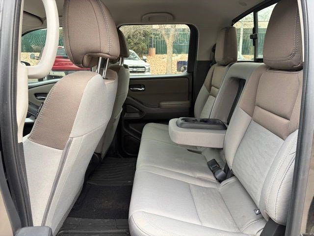 Used 2023 Nissan Frontier SV w/ SV Convenience Package image 17