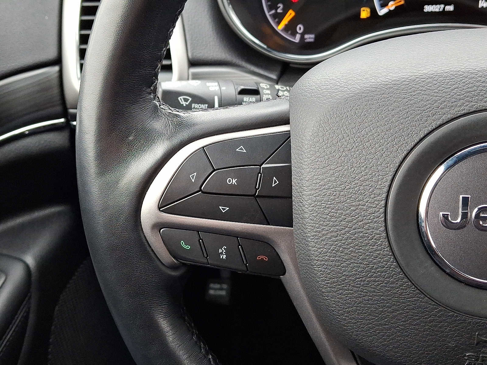 Used 2022 Jeep Grand Cherokee Limited image 22