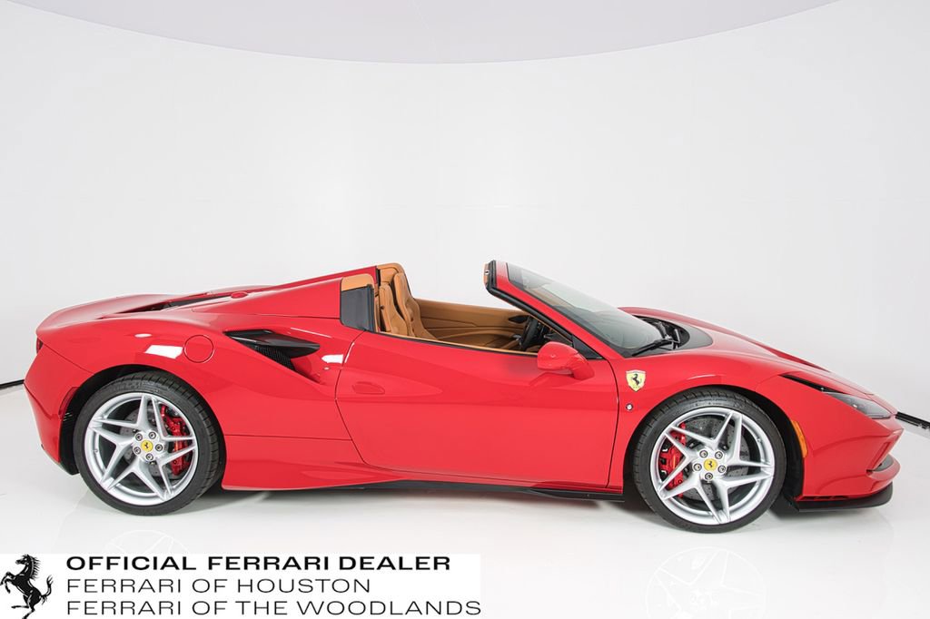 Used 2023 Ferrari F8 Tributo image 3