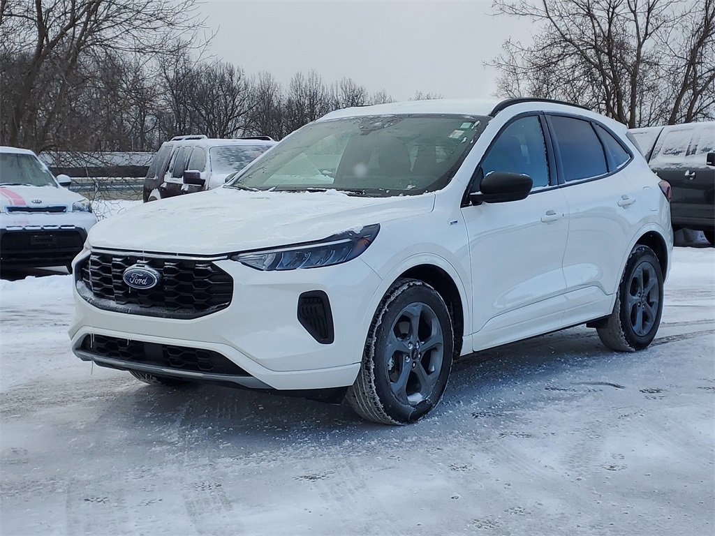 Used 2024 Ford Escape ST-Line w/ Tech Pack #1 image 2