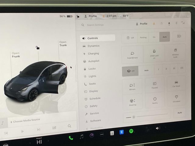 Used 2023 Tesla Model Y Long Range image 21