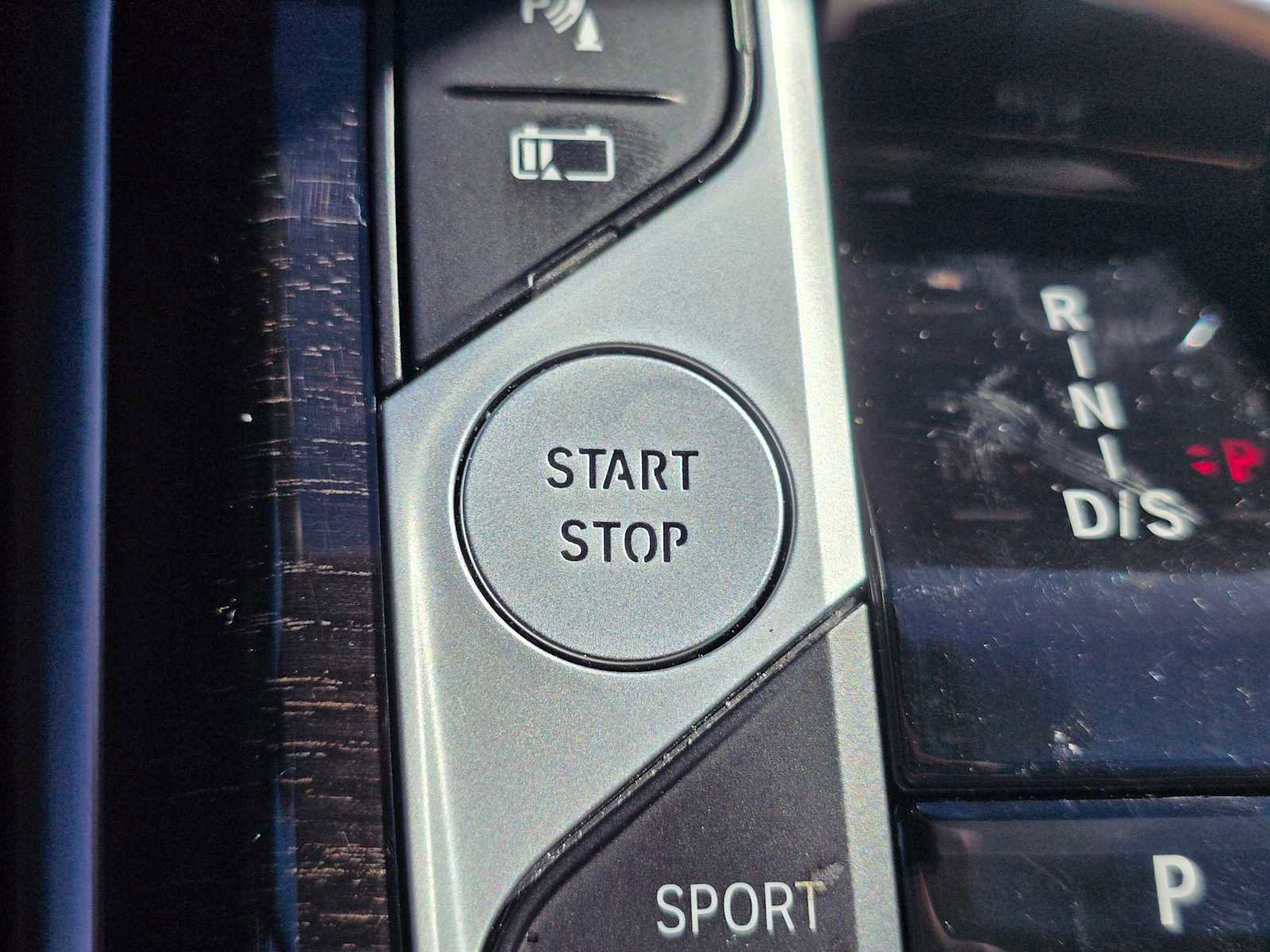 Used 2024 BMW 330e xDrive w/ Premium Package image 36