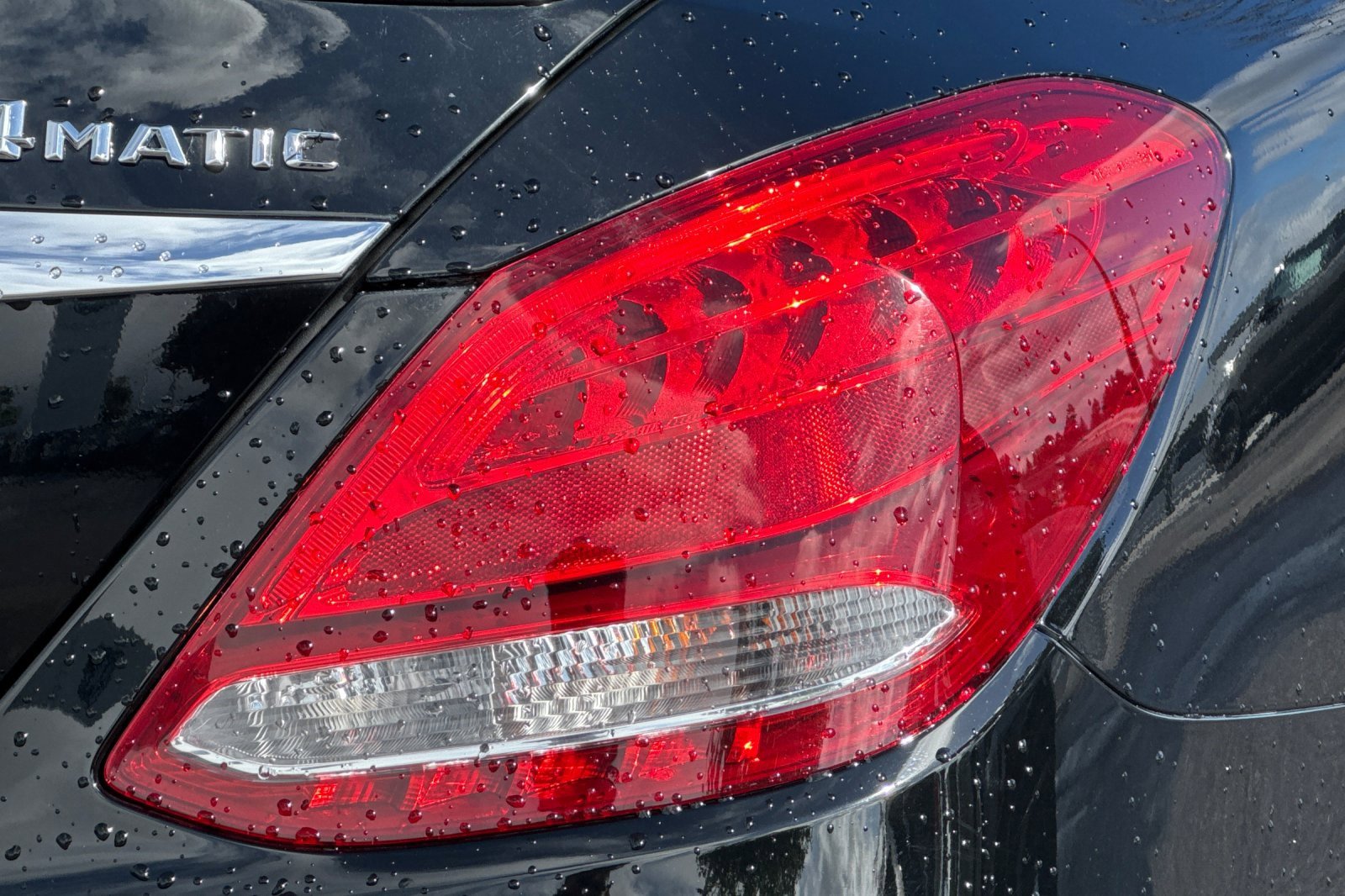 Used 2016 Mercedes-Benz C 300 4MATIC Sedan image 47