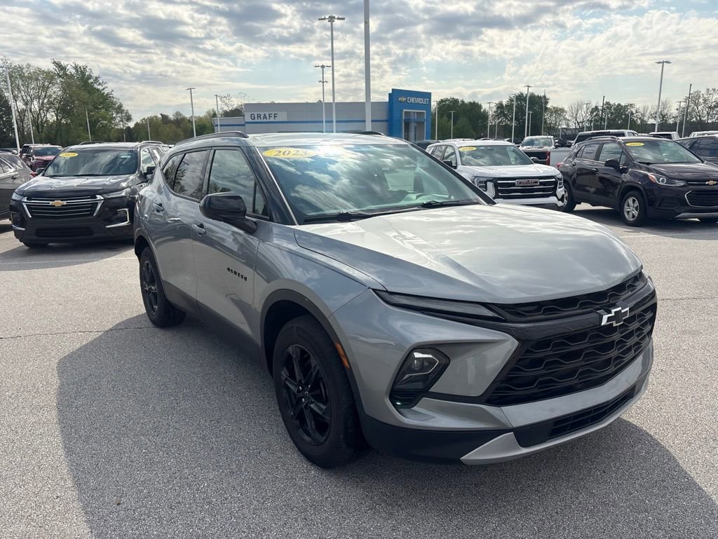 Certified 2023 Chevrolet Blazer LT w/ Midnight/Sport Edition AWD/4WD image 3