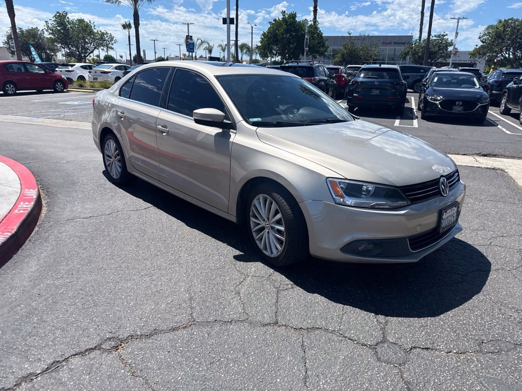 Used 2013 Volkswagen Jetta SEL FWD image 35