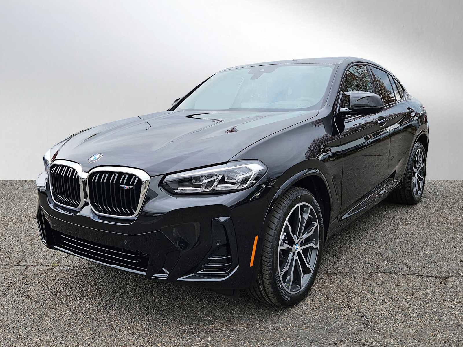New 2025 BMW X4 M40i w/ Premium Package image 7