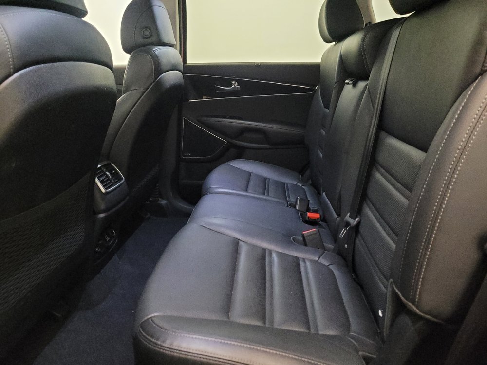 Used 2017 Kia Sorento SX AWD/4WD image 18