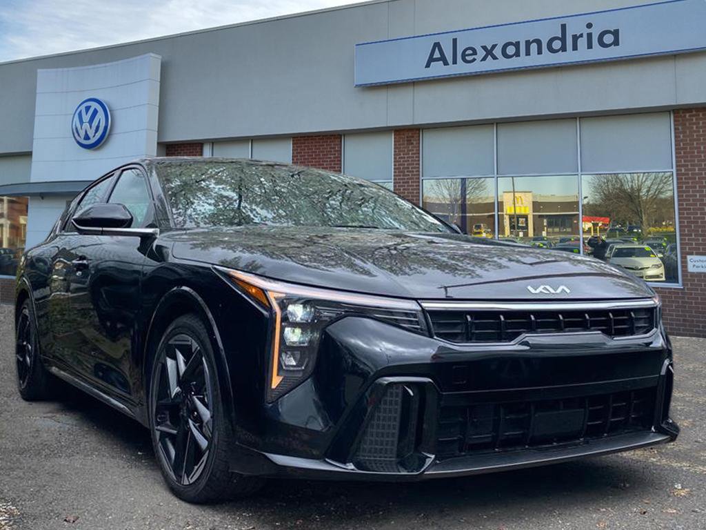 Used 2025 Kia K4 GT-Line