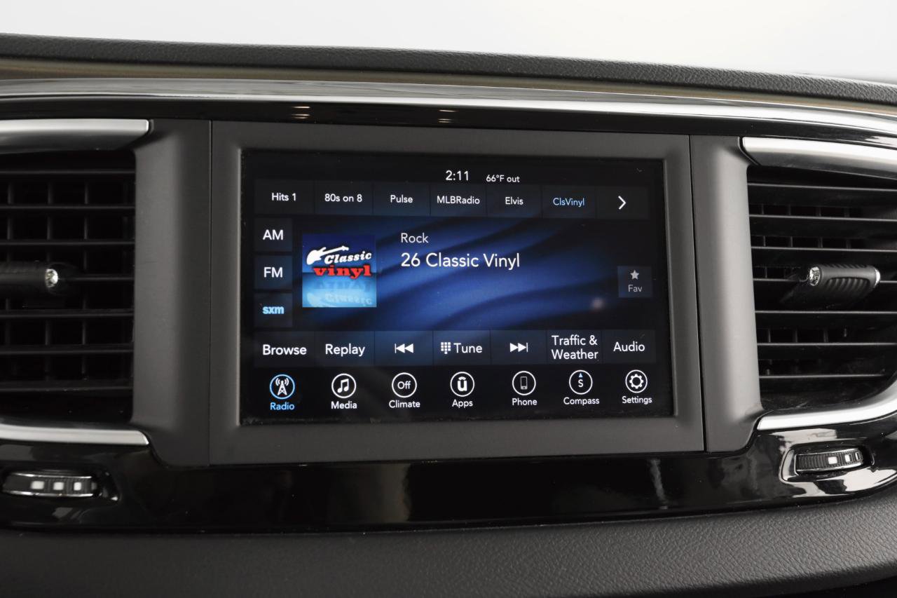 Used 2021 Chrysler Voyager Lxi FWD image 20