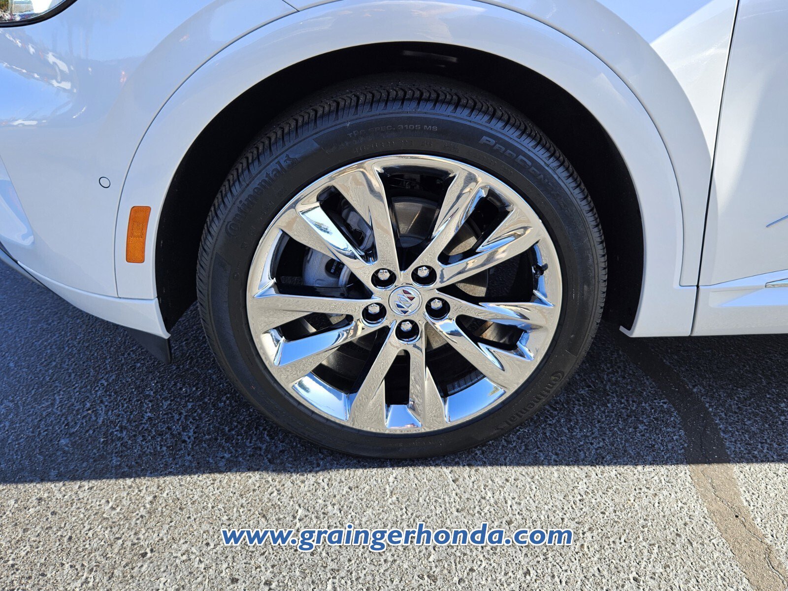 Used 2023 Buick Envision Avenir image 9