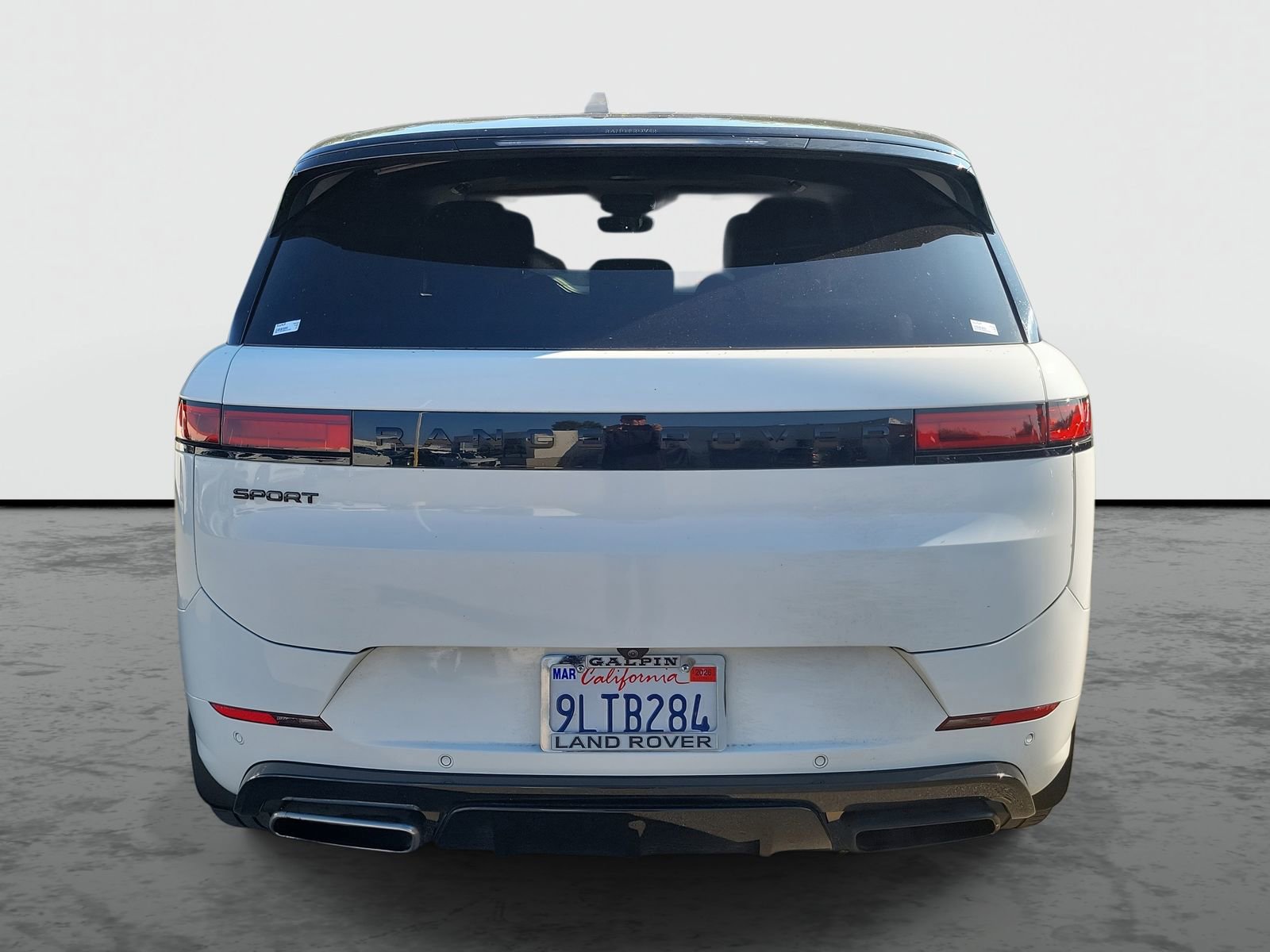 Used 2024 Land Rover Range Rover Sport Dynamic SE image 3