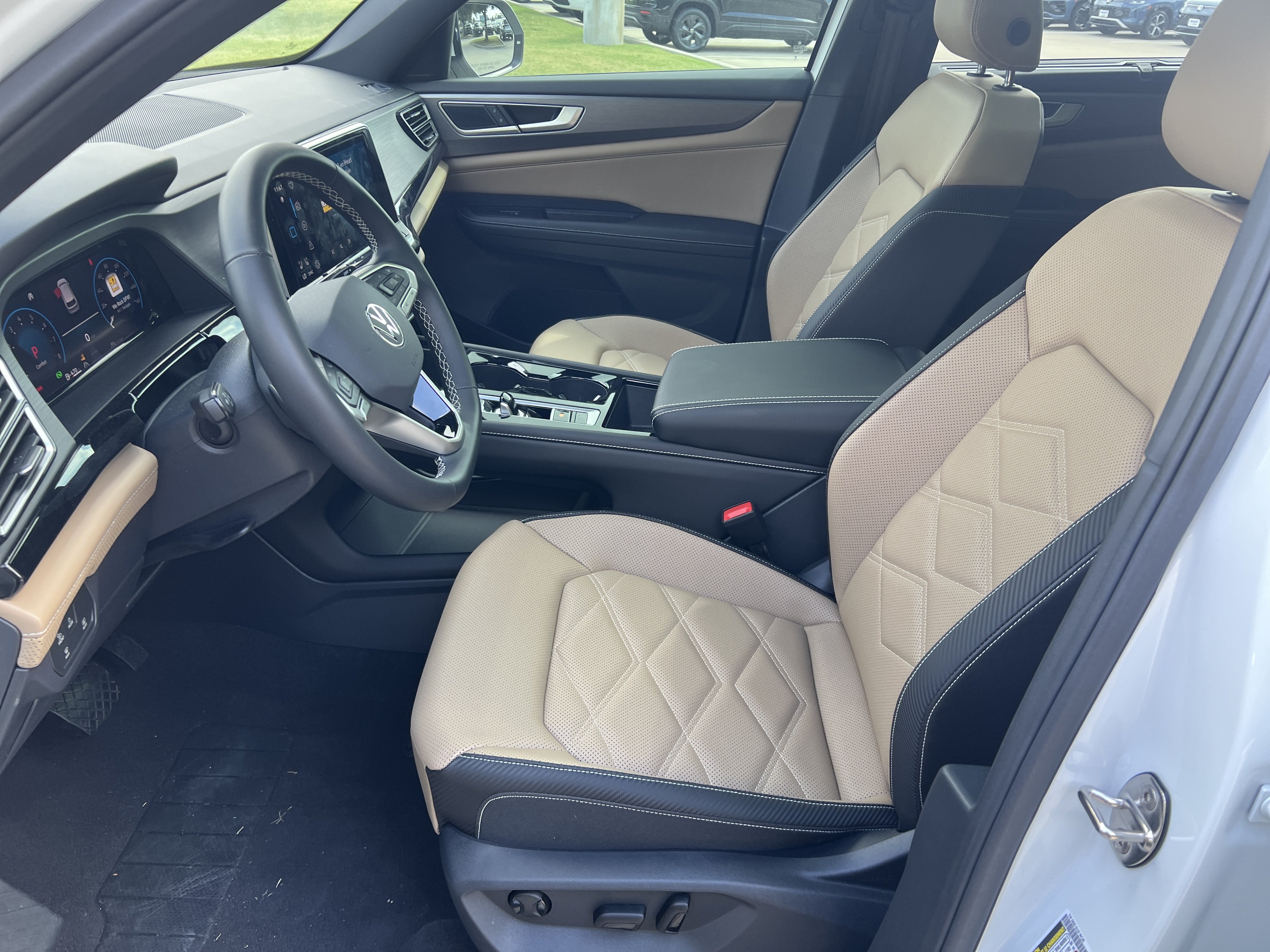 Certified 2026 Volkswagen Atlas Cross Sport SE FWD image 13