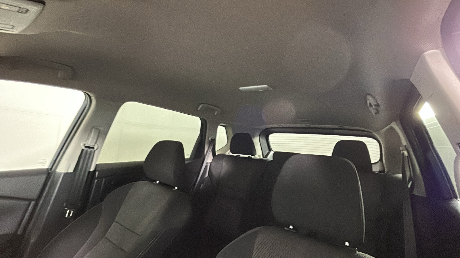 Used 2025 Nissan Rogue SV FWD image 14