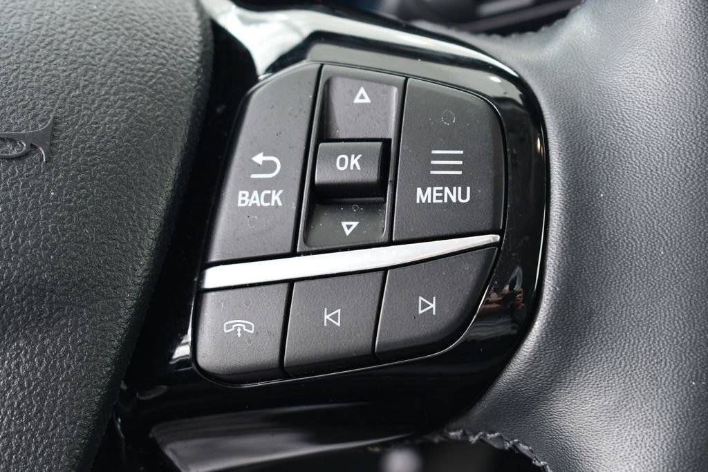 Used 2025 Ford Escape Platinum w/ Premium Technology Package image 32
