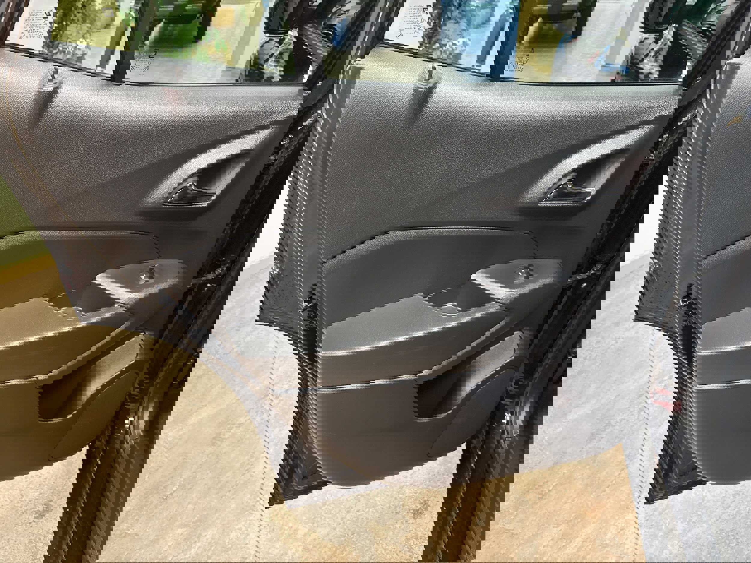 Used 2024 Chevrolet Trax ACTIV w/ Sunroof Package image 7