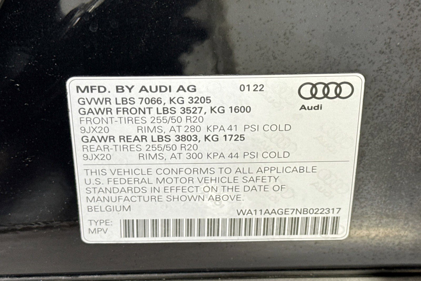 Used 2022 Audi e-tron Premium image 30