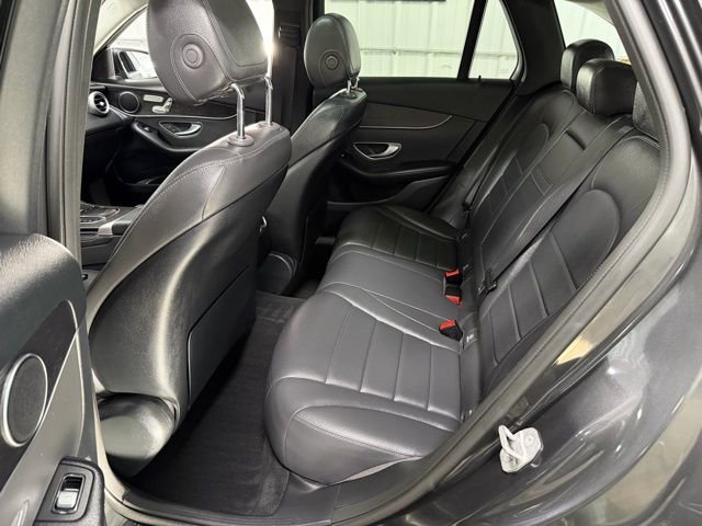 Used 2021 Mercedes-Benz GLC 300 4MATIC image 11