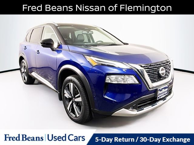 Certified 2022 Nissan Rogue Platinum w/ Head-Up Display Package