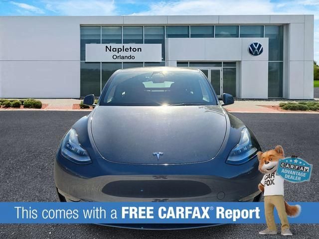 Used 2023 Tesla Model Y Long Range AWD/4WD image 2
