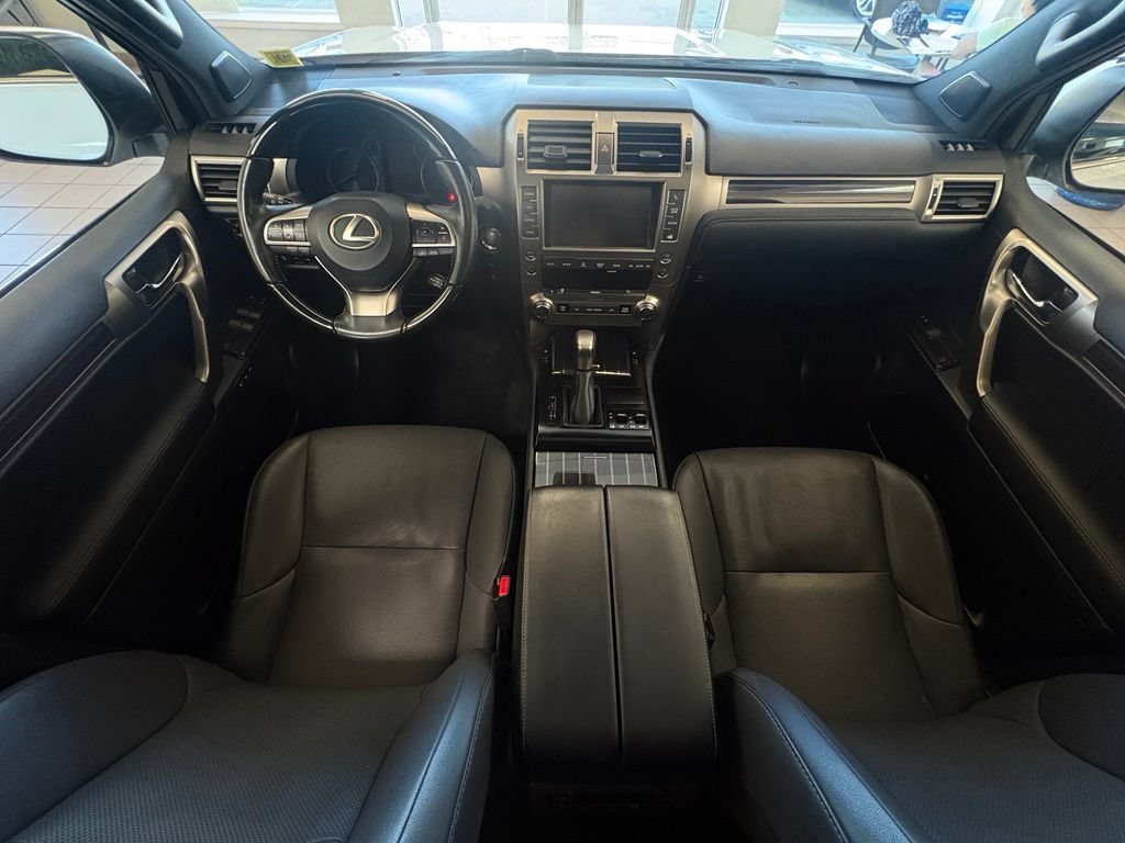 Used 2021 Lexus GX 460 Premium w/ Premium Package AWD/4WD image 27
