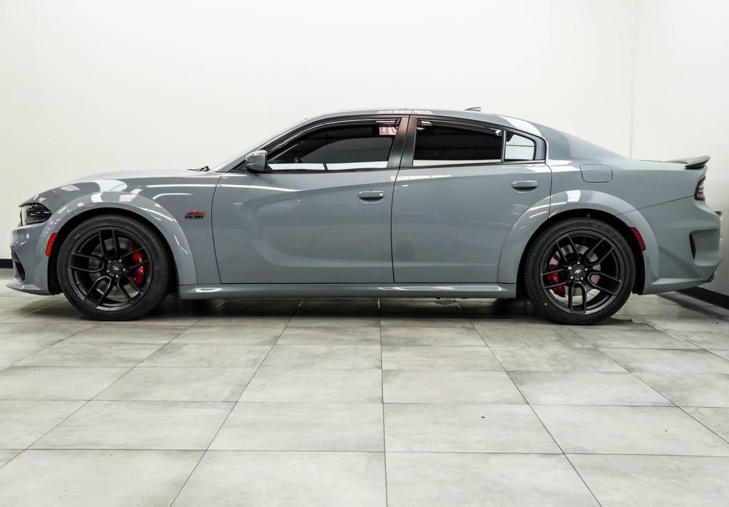 Used 2022 Dodge Charger Scat Pack RWD image 9