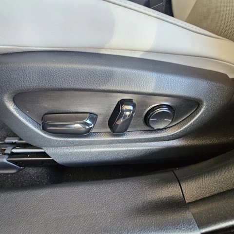 Used 2020 Lexus UX 250h w/ Premium Package image 13