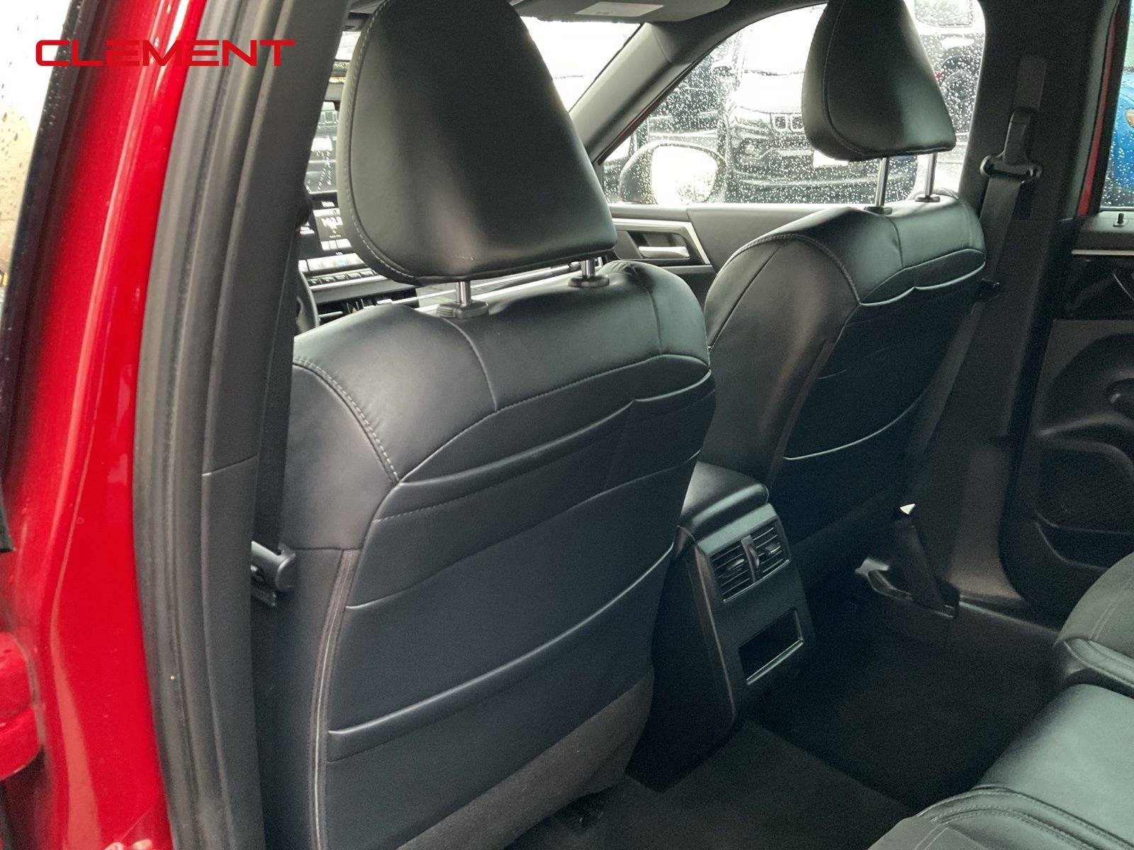 Used 2023 Mitsubishi Outlander SE image 19