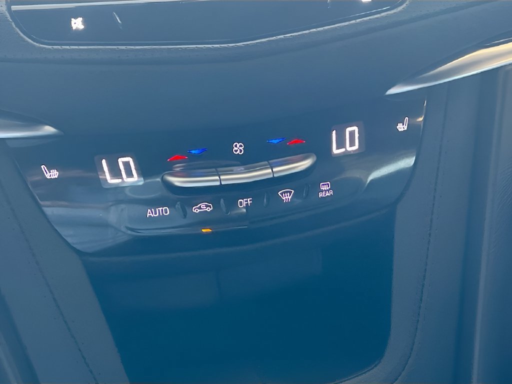 Used 2023 Cadillac XT5 Premium Luxury w/ Technology Package FWD image 16