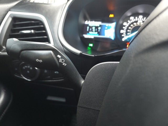 Used 2015 Ford Edge SEL w/ Equipment Group 201A image 14