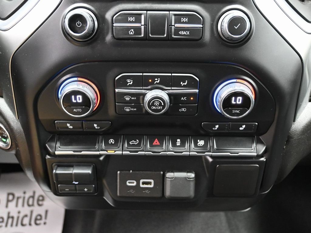 Used 2021 Chevrolet Silverado 1500 RST image 25