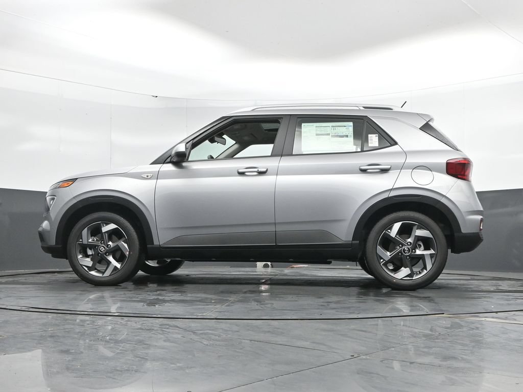 New 2026 Hyundai Venue SEL FWD image 47