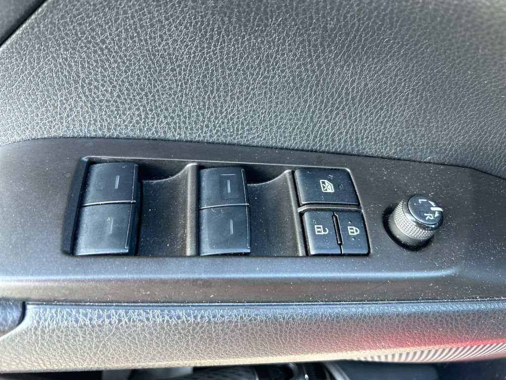 Used 2023 Toyota Camry LE FWD image 13