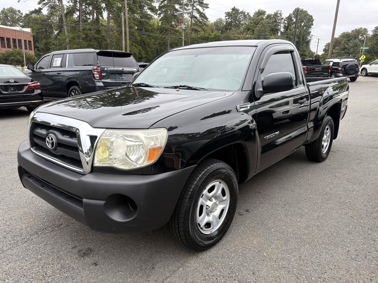 Used 2006 Toyota Tacoma 2WD Regular Cab image 1