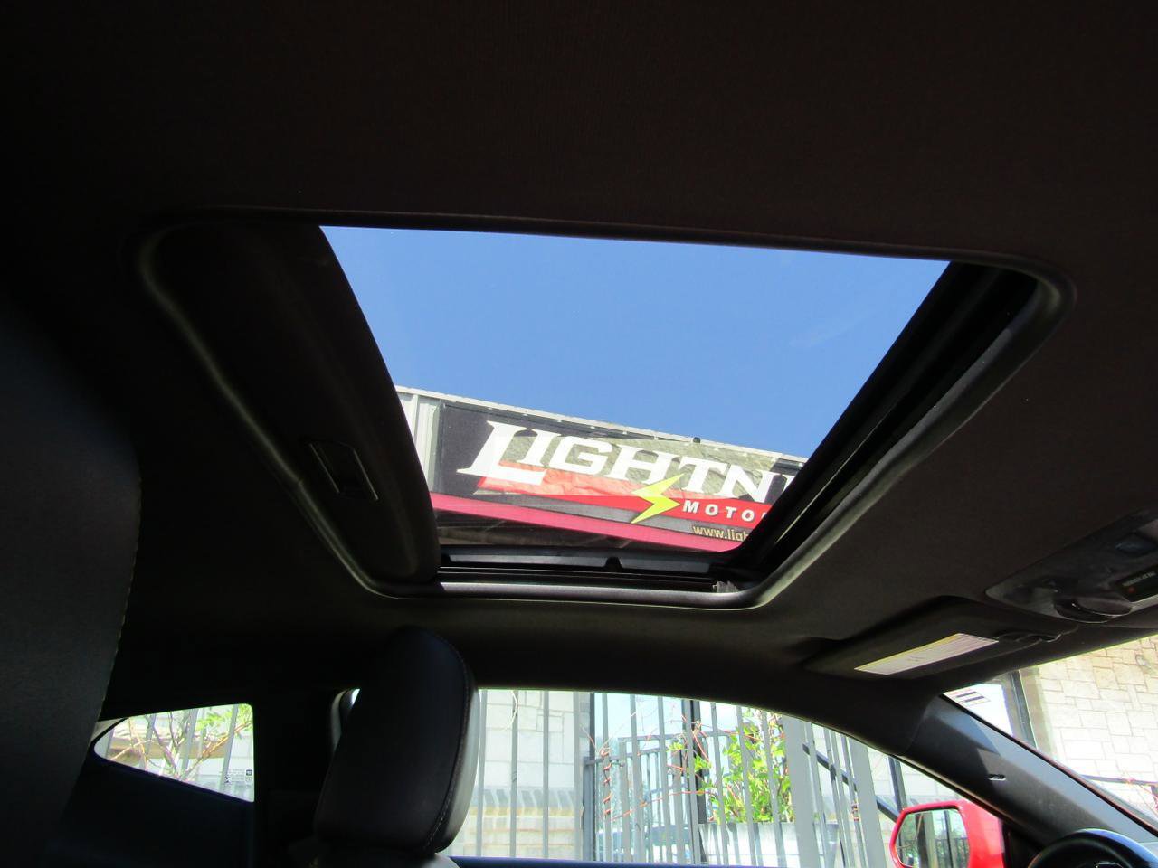 Used 2017 Chevrolet Camaro SS image 8
