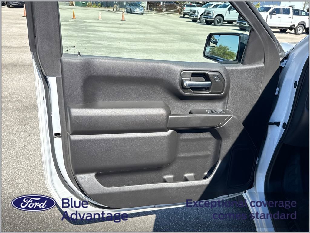 Used 2025 GMC Sierra 1500 Pro w/ Pro Value Package image 12