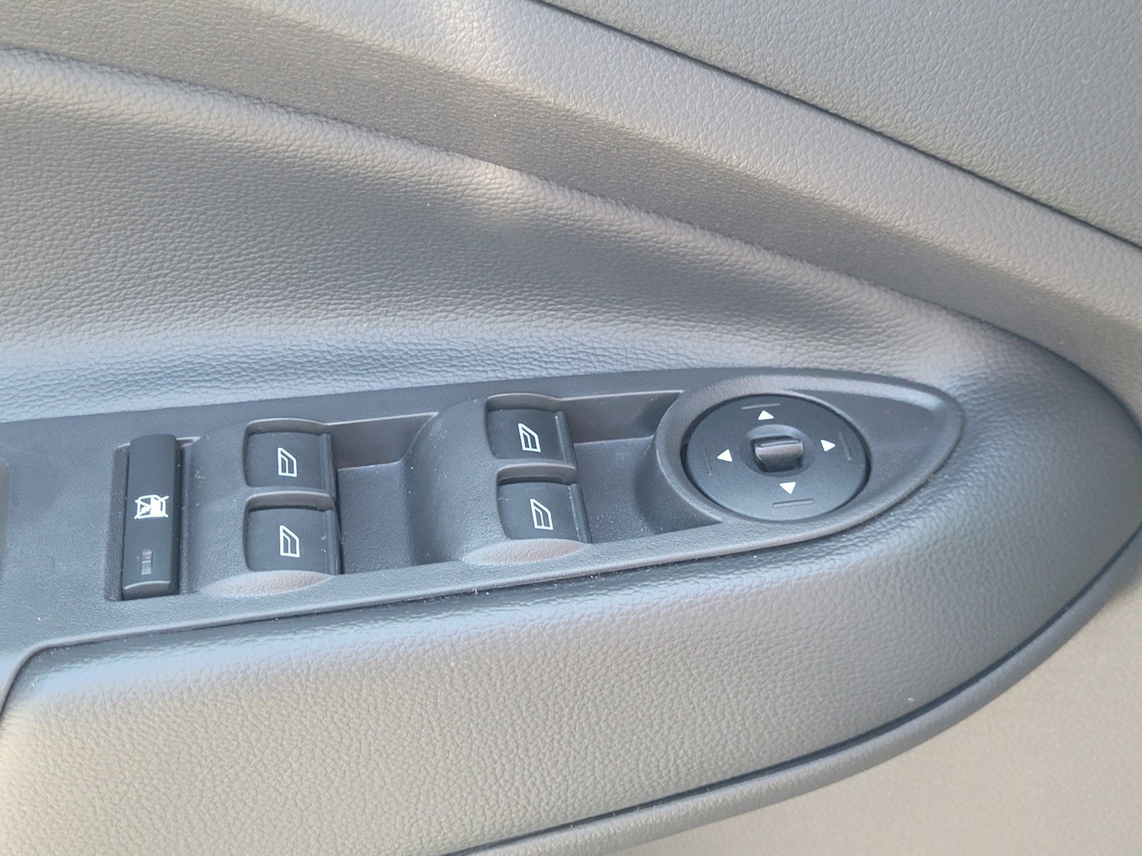 Used 2018 Ford Escape SE AWD/4WD image 24